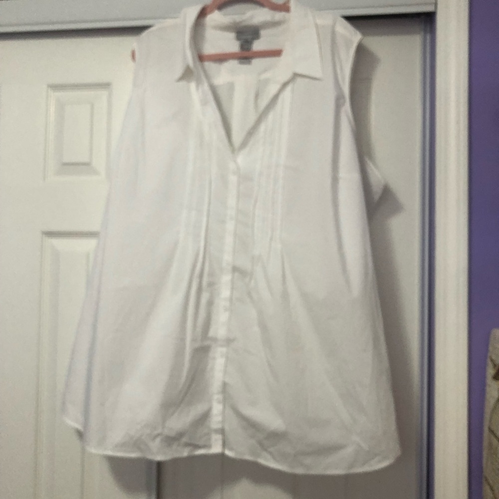 Catherine’s Plus 4x White Sleeveless Tunic